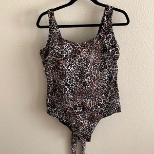 *NWT* Leopard print one piece swimsuit *NEW*